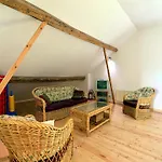 Spacious In En Ardenne