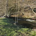 Villa Spacious In En Ardenne