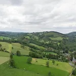 Villa Spacious In En Ardenne *