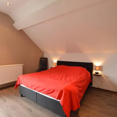 Βίλα Spacious In En Ardenne *