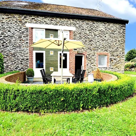 וילה Spacious In En Ardenne