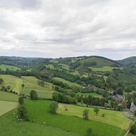 Вилла Spacious In En Ardenne *
