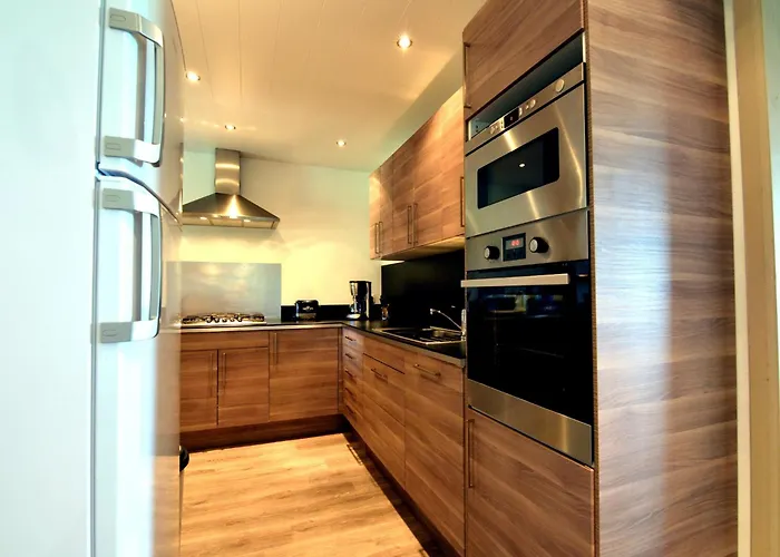 וילה Spacious In En Ardenne לה רושה - אן - ארדן