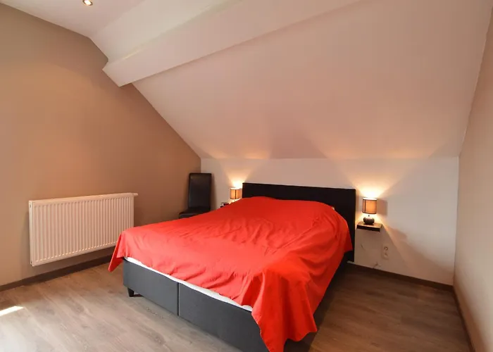 וילה Spacious In En Ardenne *