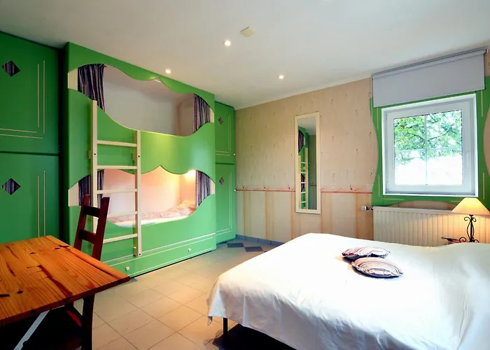 Spacious In En Ardenne