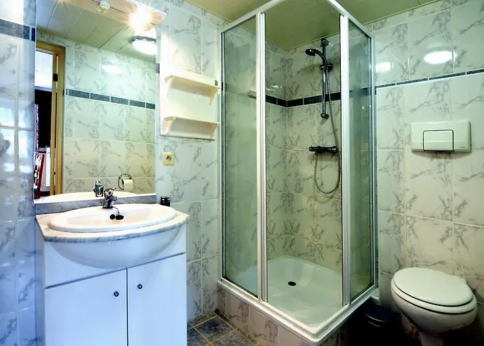 Spacious In En Ardenne Villa *