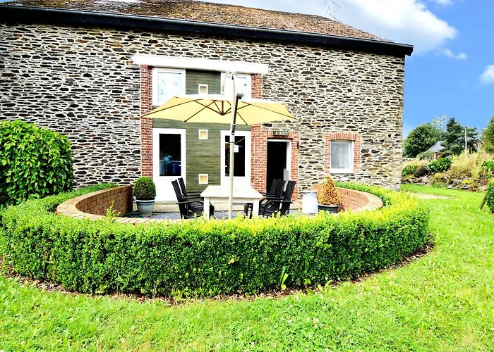 וילה Spacious In En Ardenne