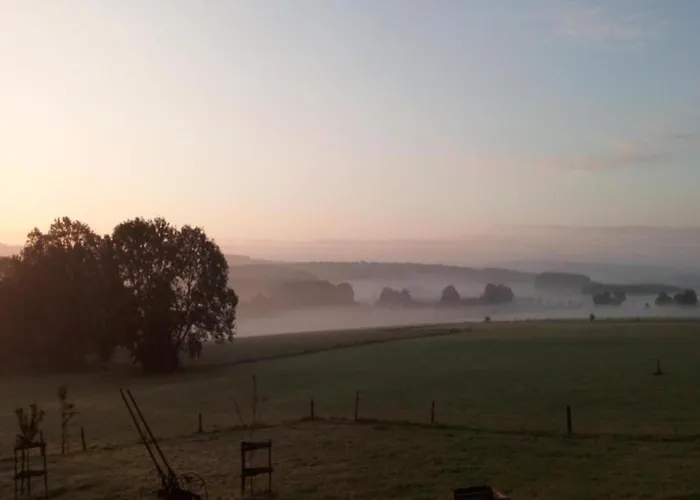 וילה Spacious In En Ardenne לה רושה - אן - ארדן